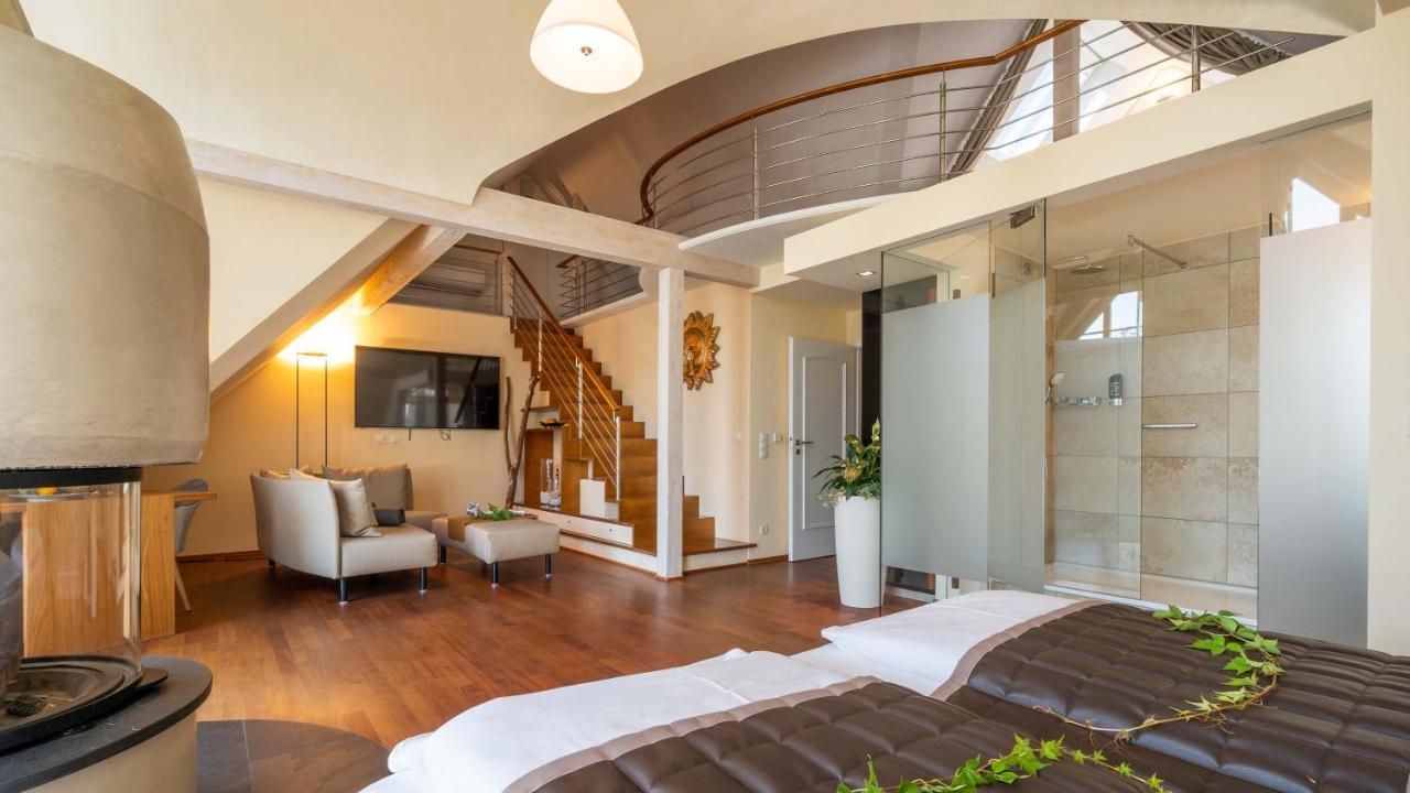 Boutiquehotel Zur Winzerstube - Adults Only Хагнау Экстерьер фото